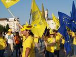 blue-yellow-propaganda